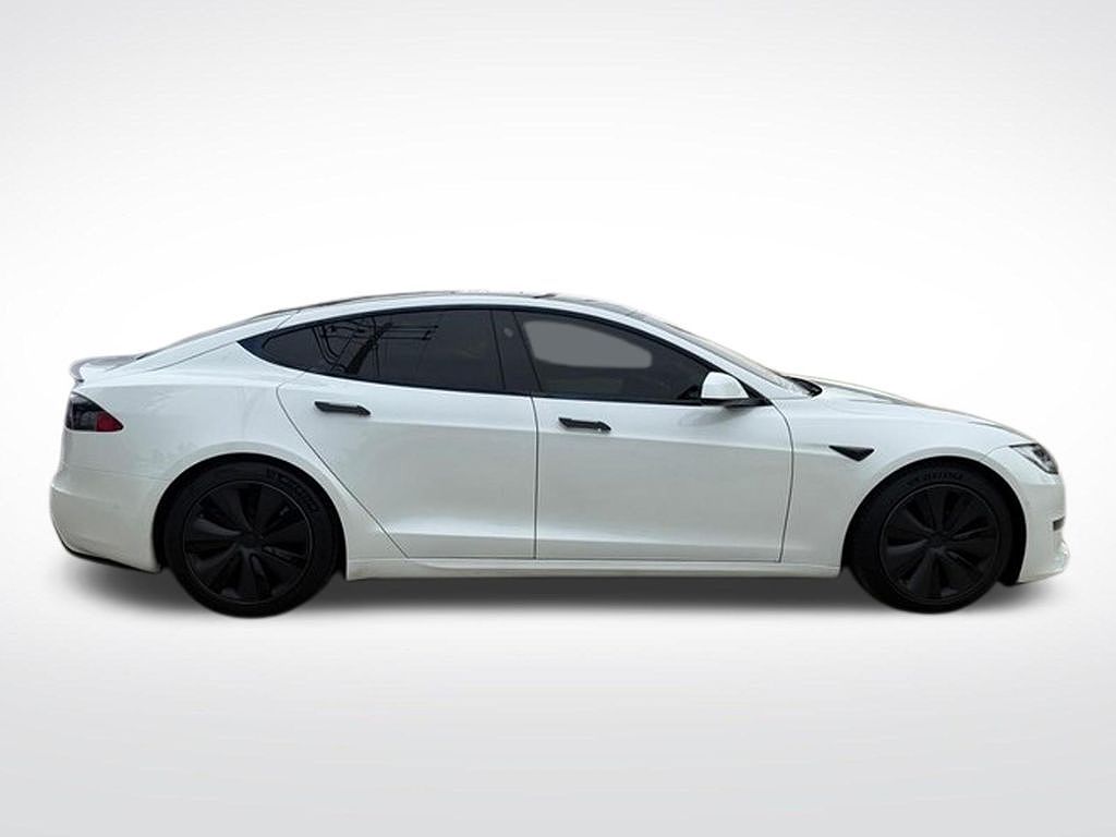 2021 Tesla Model S Plaid