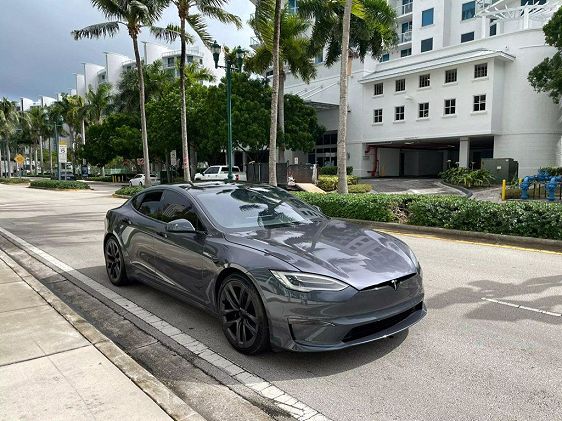2021 Tesla Model S Plaid