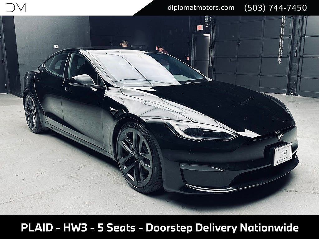 2022 Tesla Model S Plaid