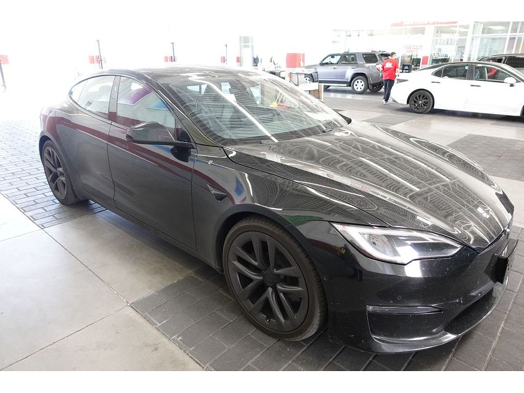 2022 Tesla Model S Plaid