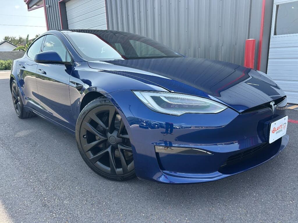 2022 Tesla Model S Plaid