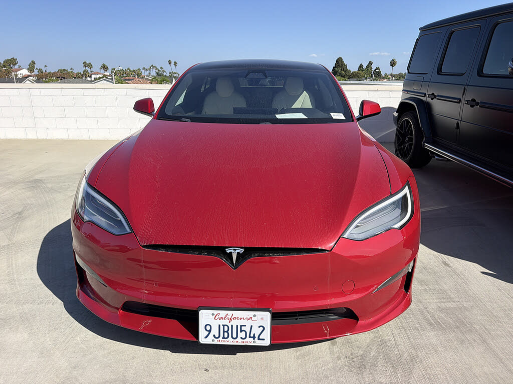 2022 Tesla Model S photo 1