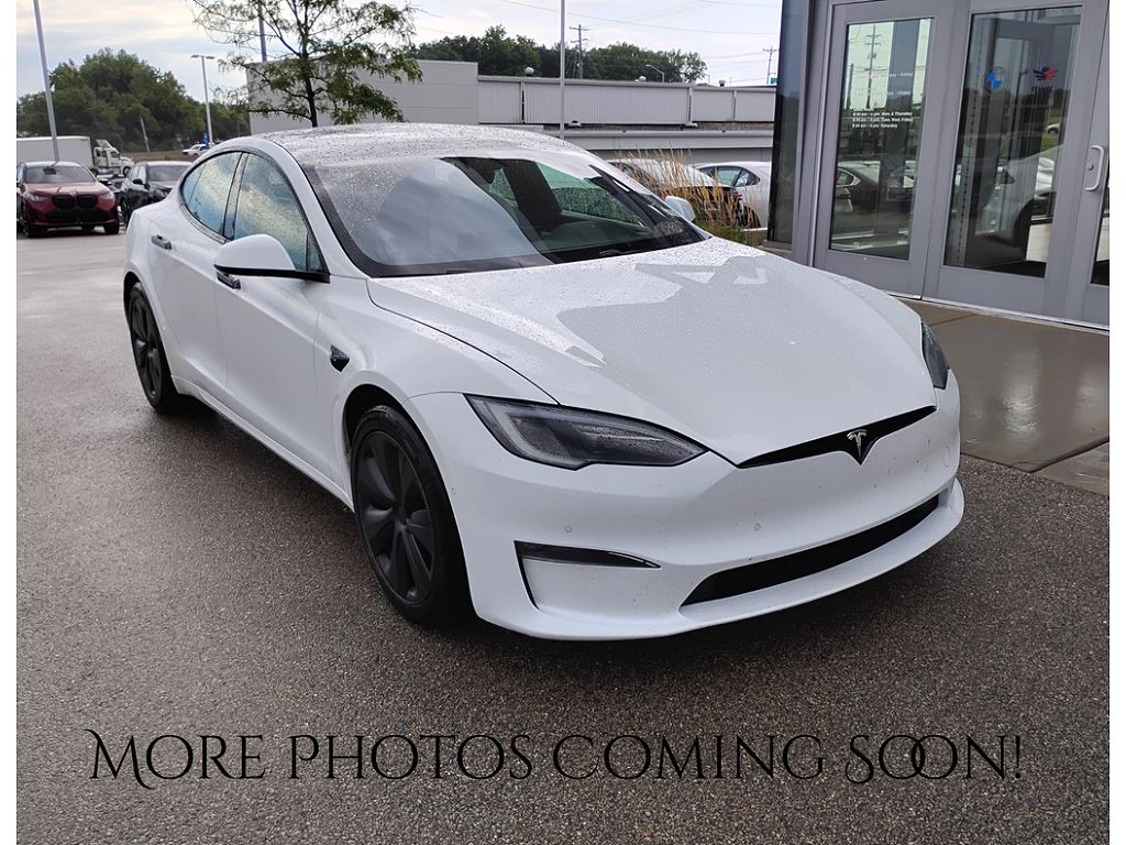 2022 Tesla Model S Plaid
