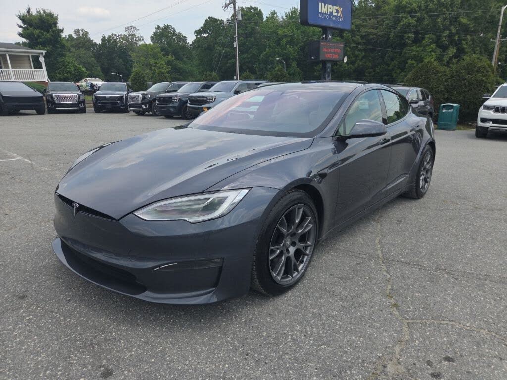 2022 Tesla Model S Plaid