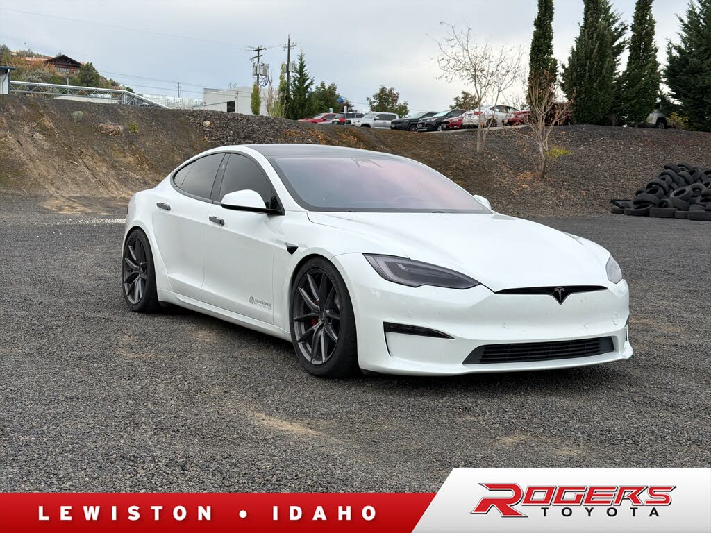 2021 Tesla Model S Plaid