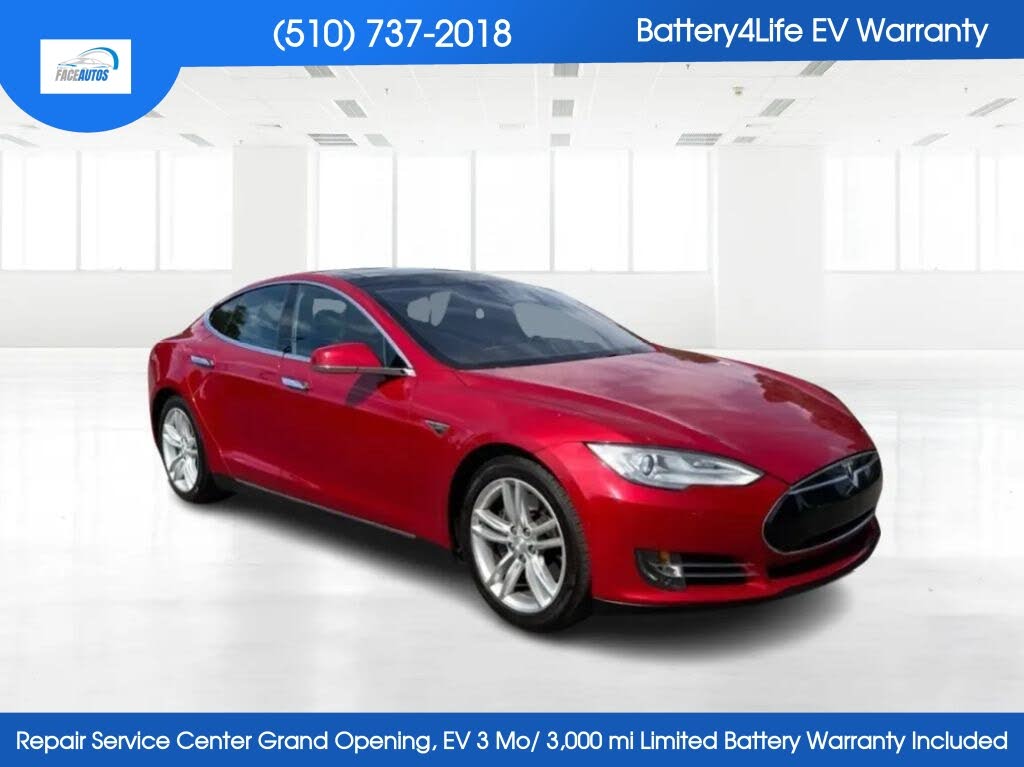 2015 Tesla Model S photo 1
