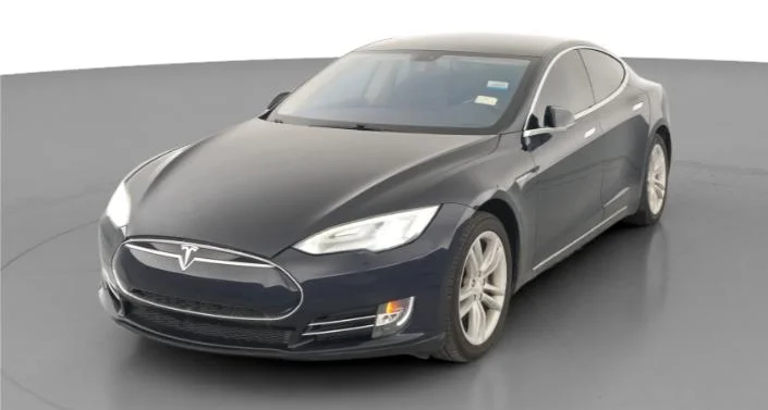 2014 Tesla Model S photo 1
