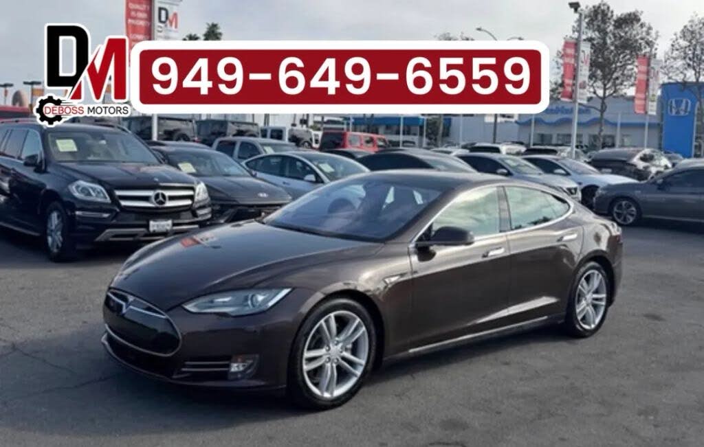 2014 Tesla Model S photo 1