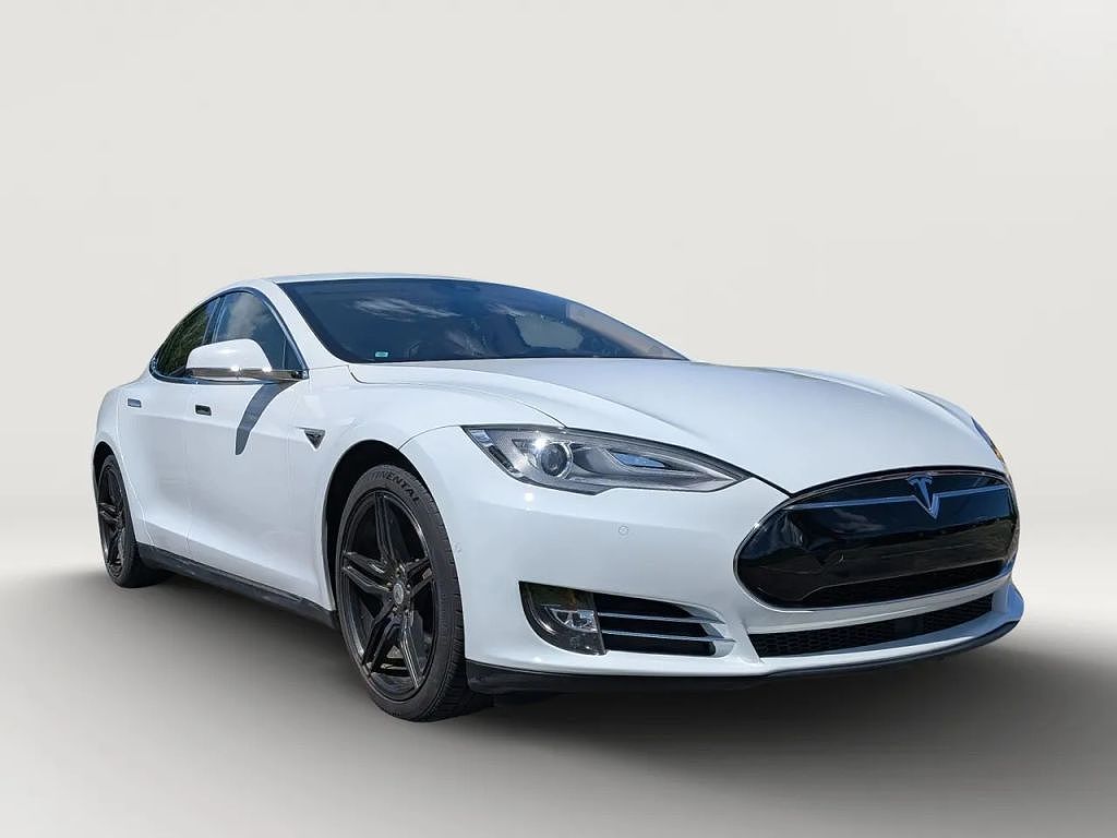 2015 Tesla Model S S