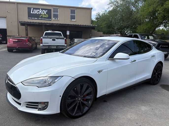 2015 Tesla Model S S