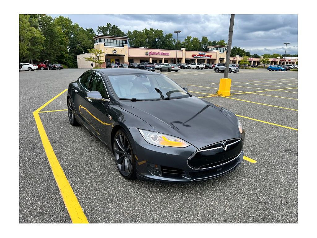 2015 Tesla Model S 70D