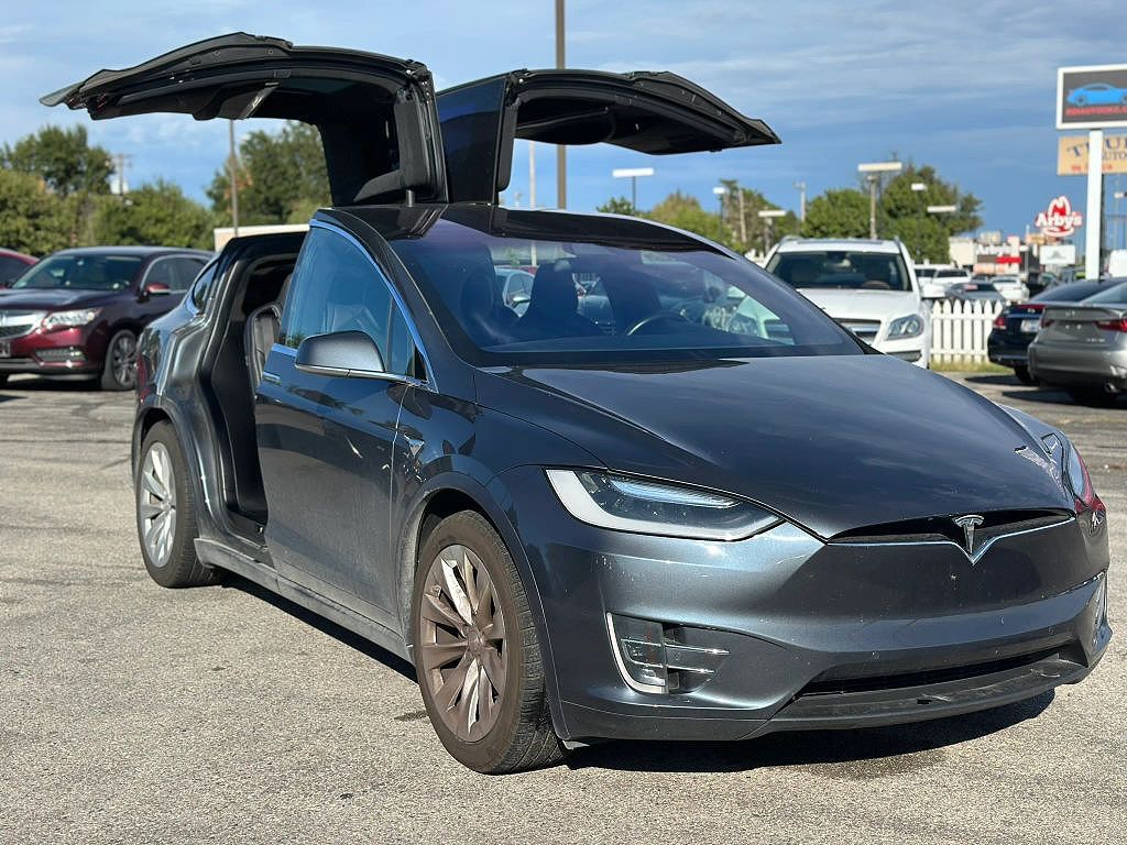 2017 Tesla Model X 90D