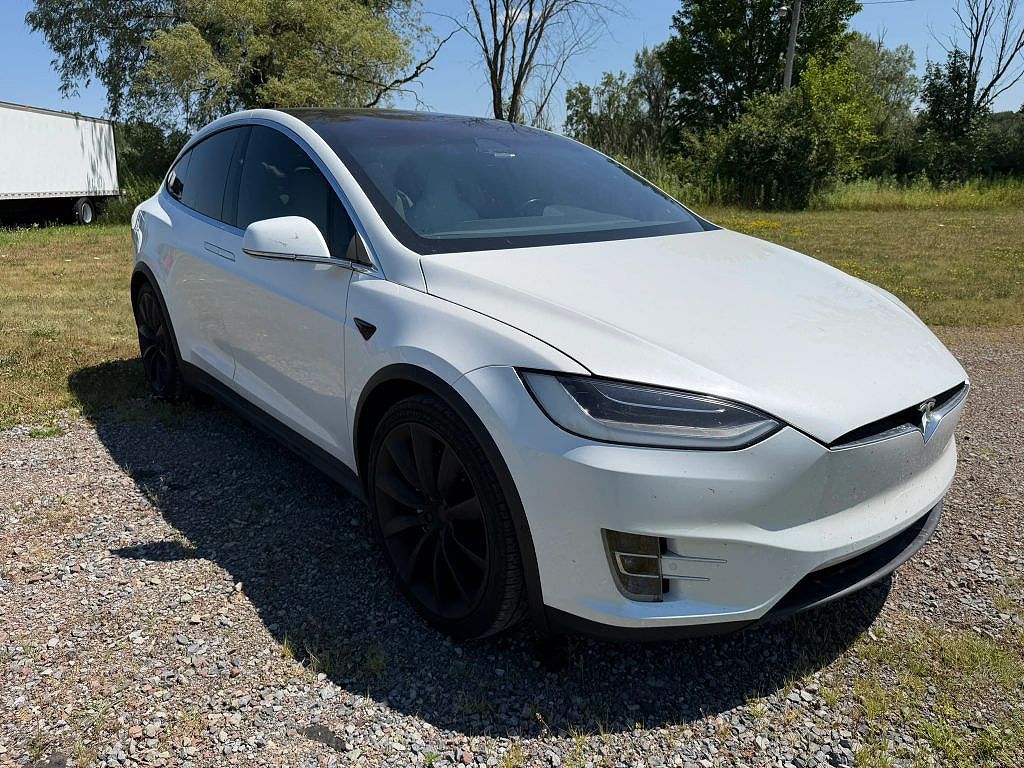 2016 Tesla Model X 75D