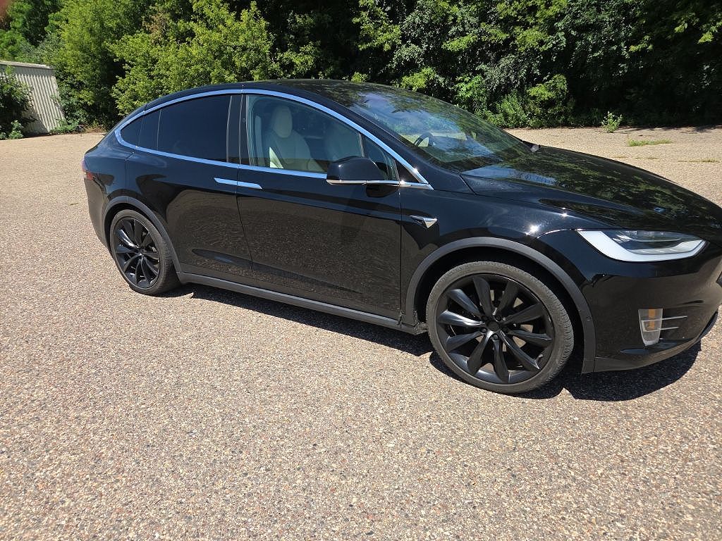 2020 Tesla Model X Long Range Plus
