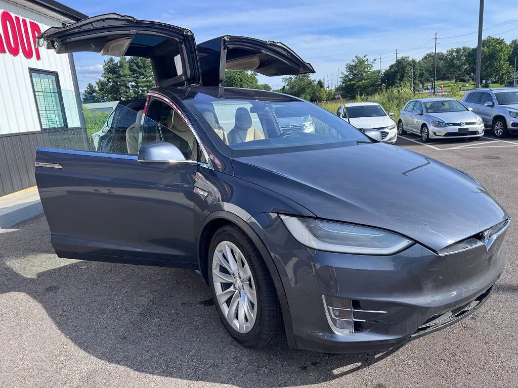 2016 Tesla Model X 75D