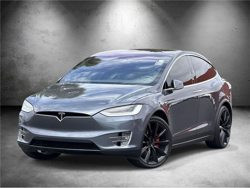 2020 Tesla Model X photo 1