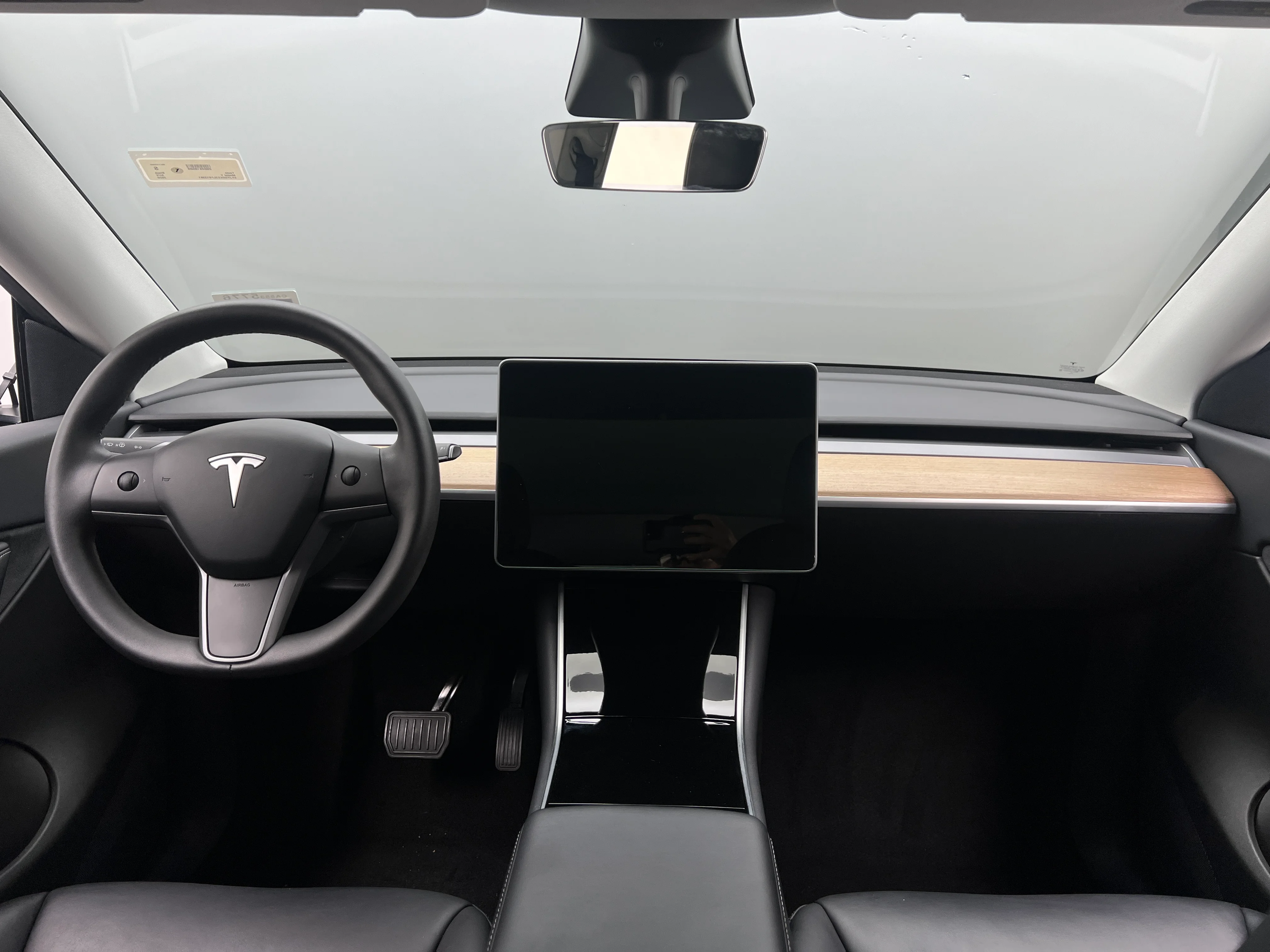 2020 Tesla Model Y photo 2