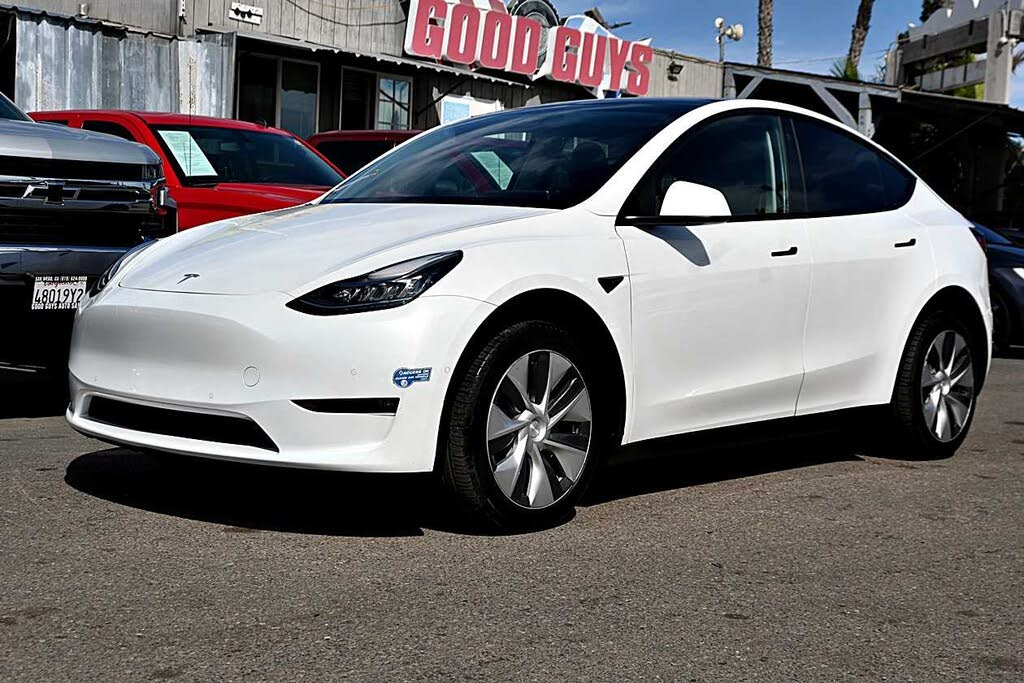 2021 Tesla Model Y photo 1