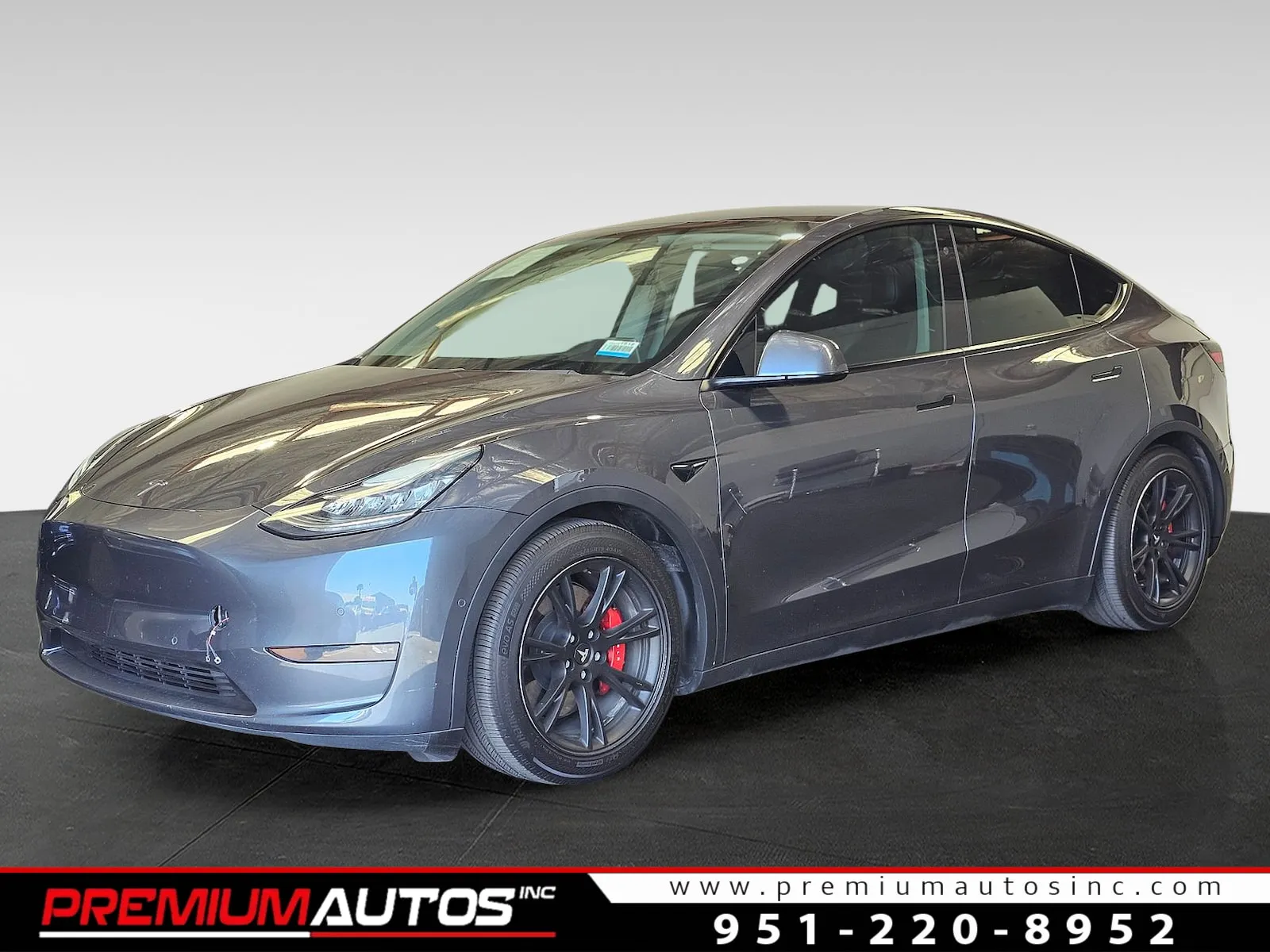2020 Tesla Model Y photo 1