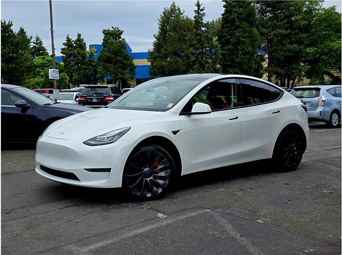 2020 Tesla Model Y photo 2