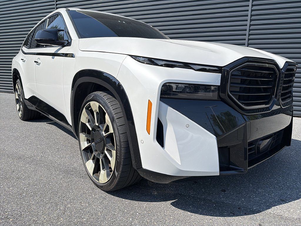 2023 BMW XM