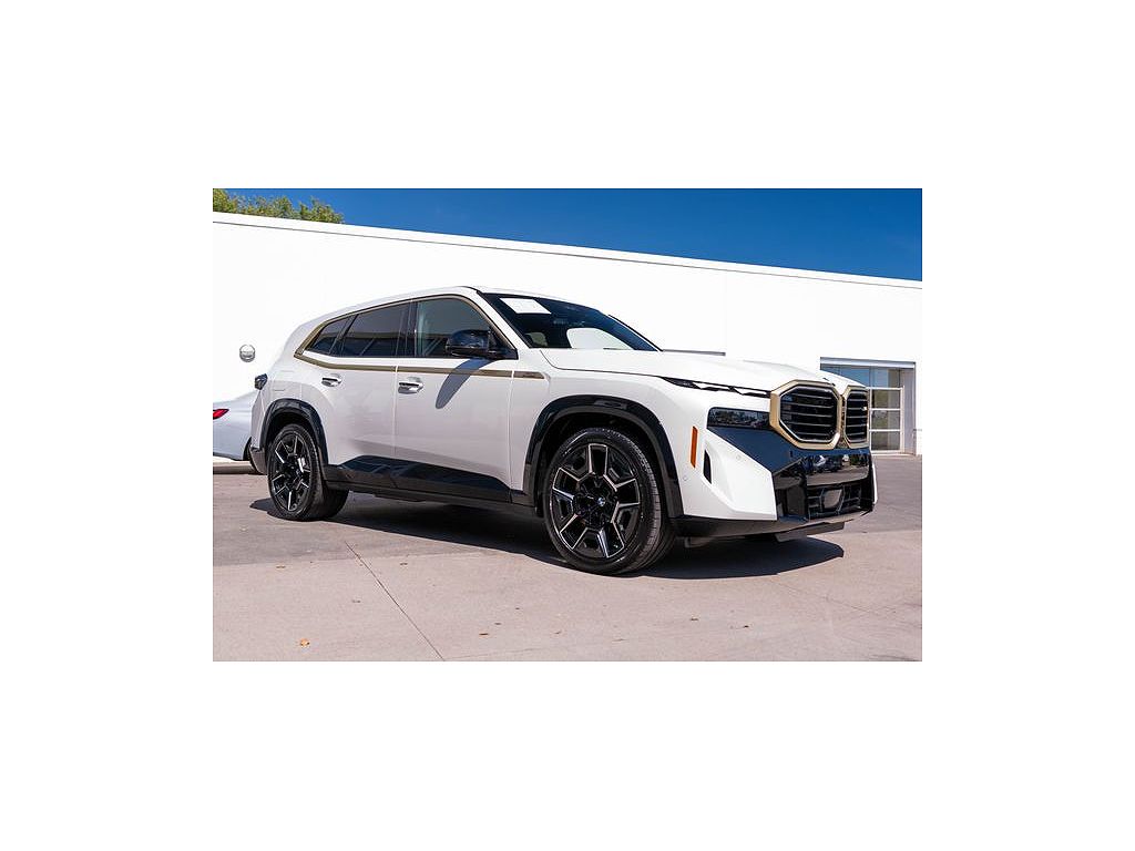 2023 BMW XM