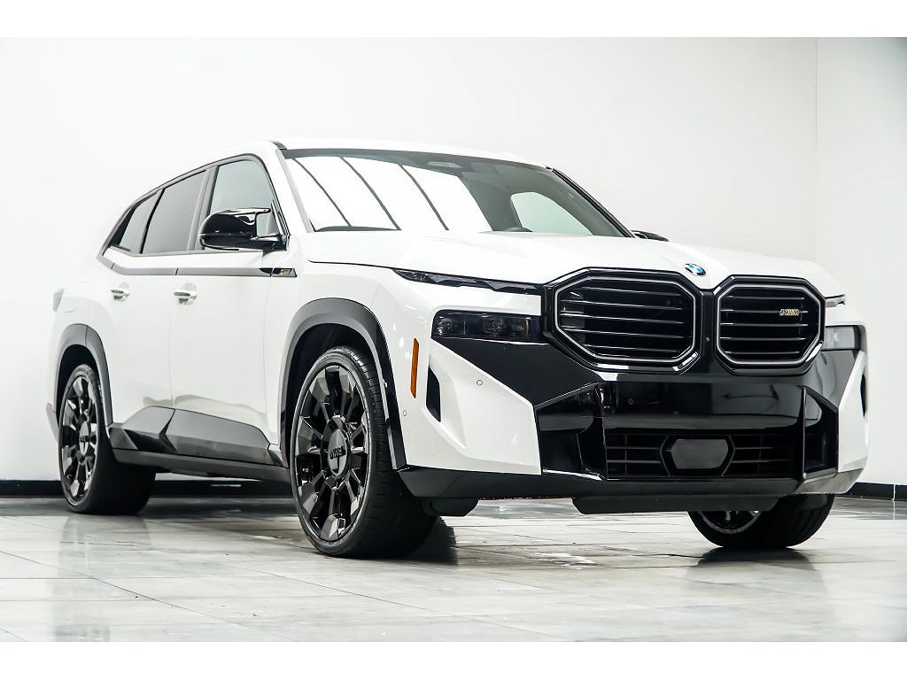 2023 BMW XM