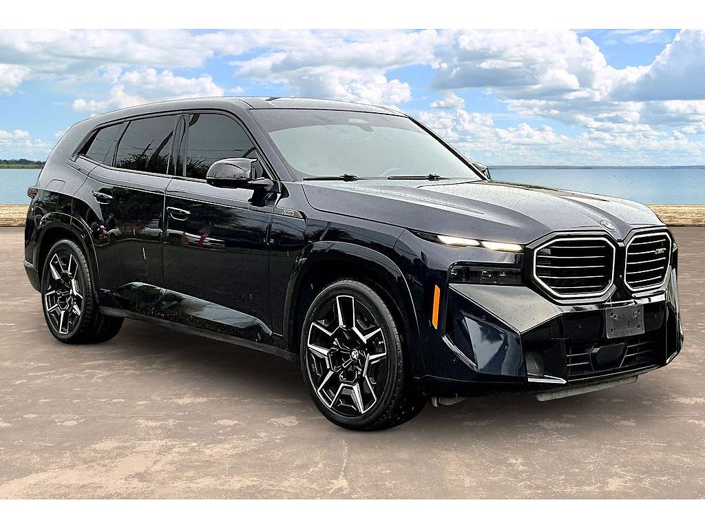 2023 BMW XM