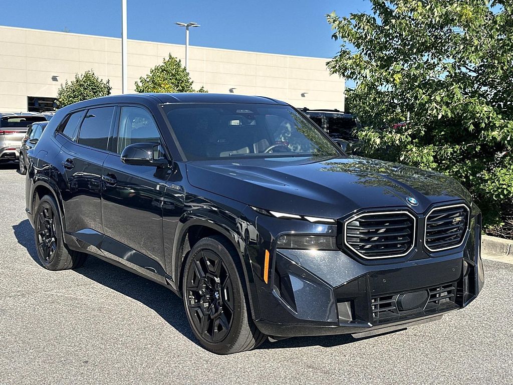 2025 BMW Xm