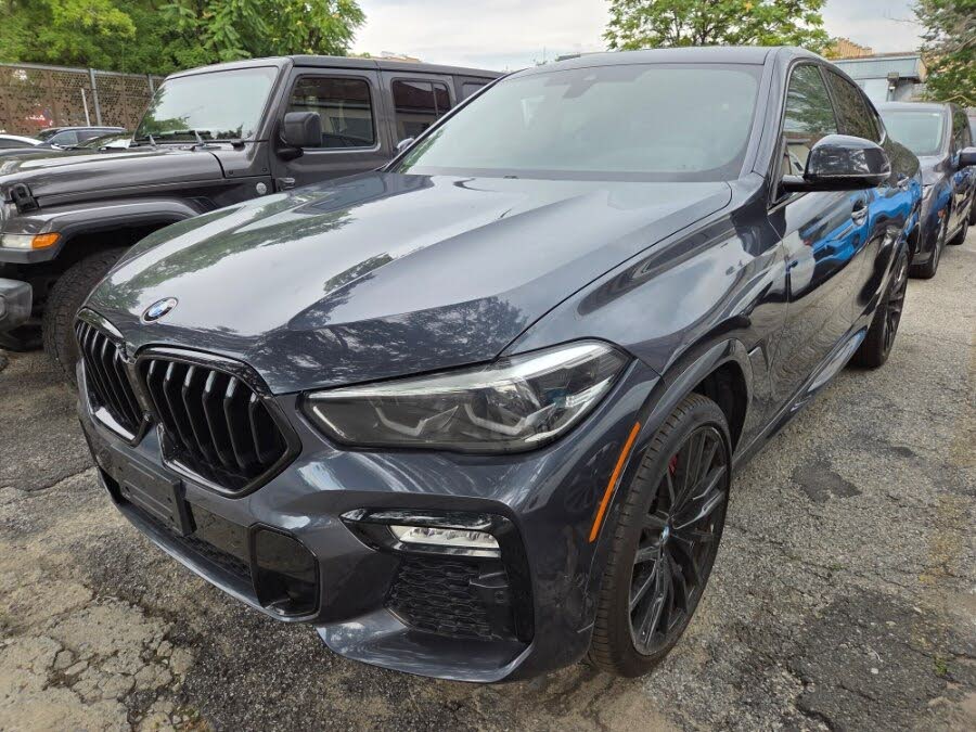 2021 BMW X6 M