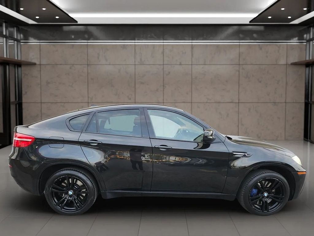 2014 BMW X6 M