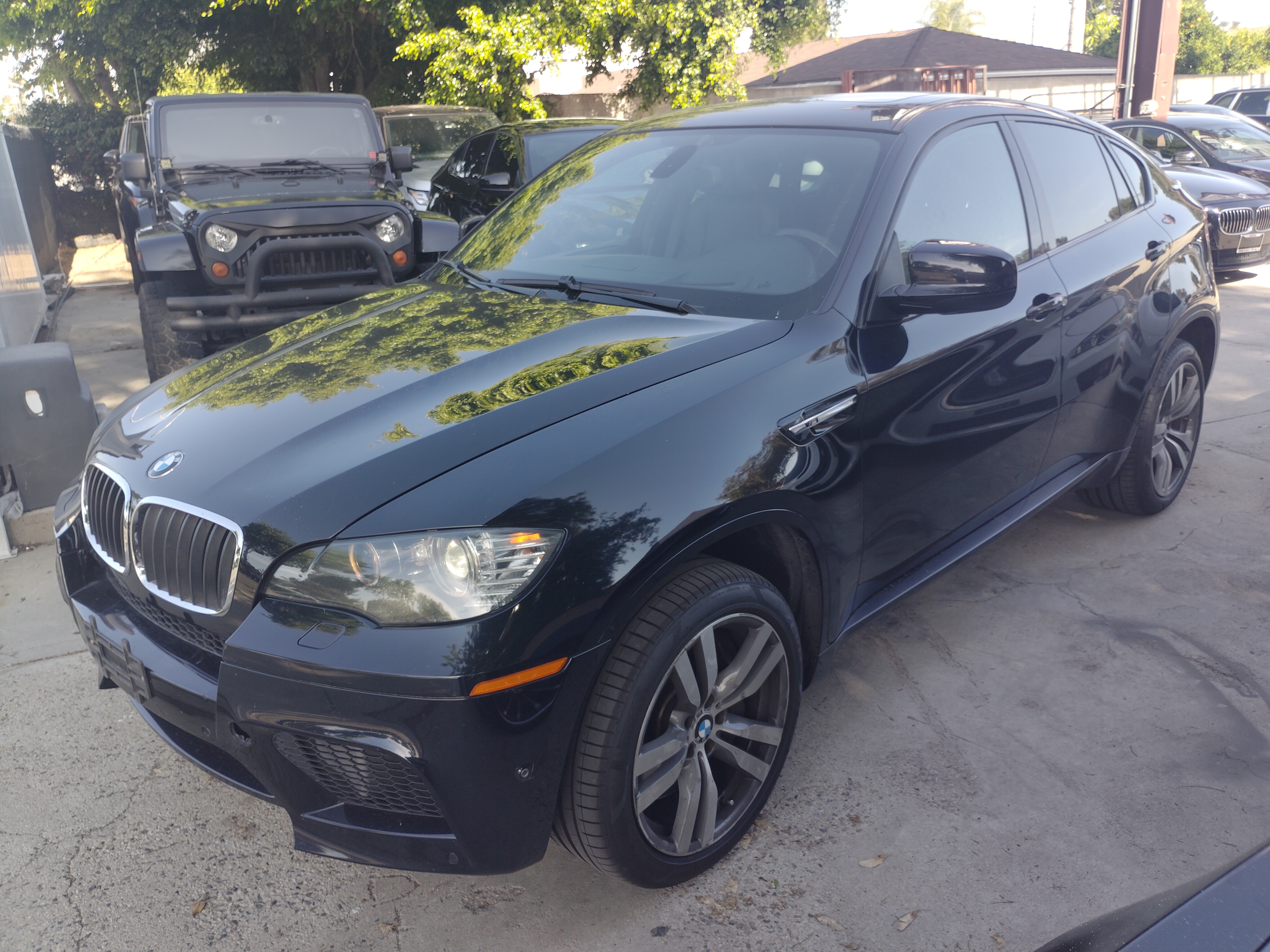 2012 BMW X6 M