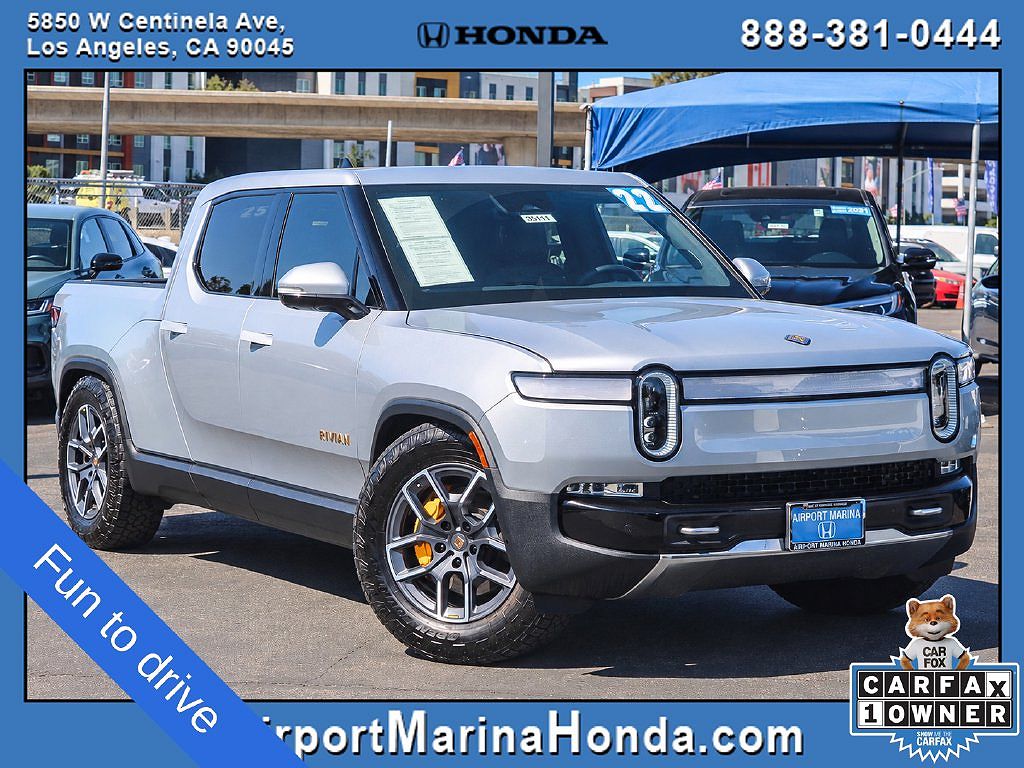 2022 Rivian R1T photo 1