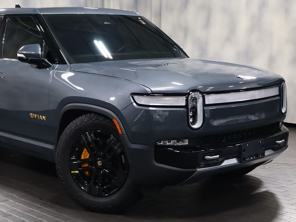 2023 Rivian R1T Adventure