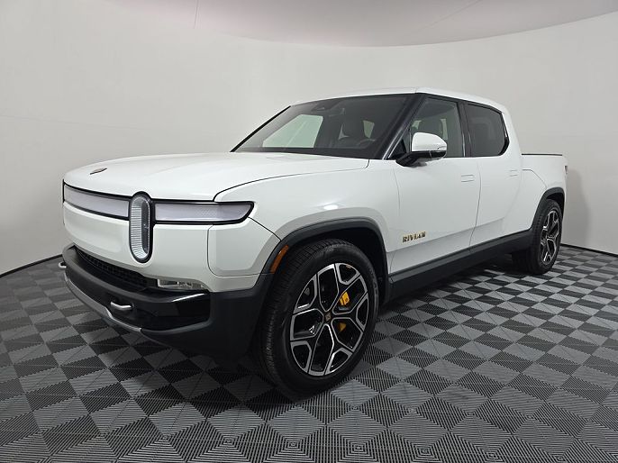 2024 Rivian R1T Adventure