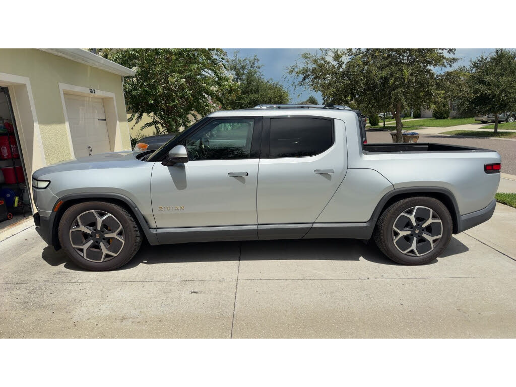 2023 Rivian R1T Adventure