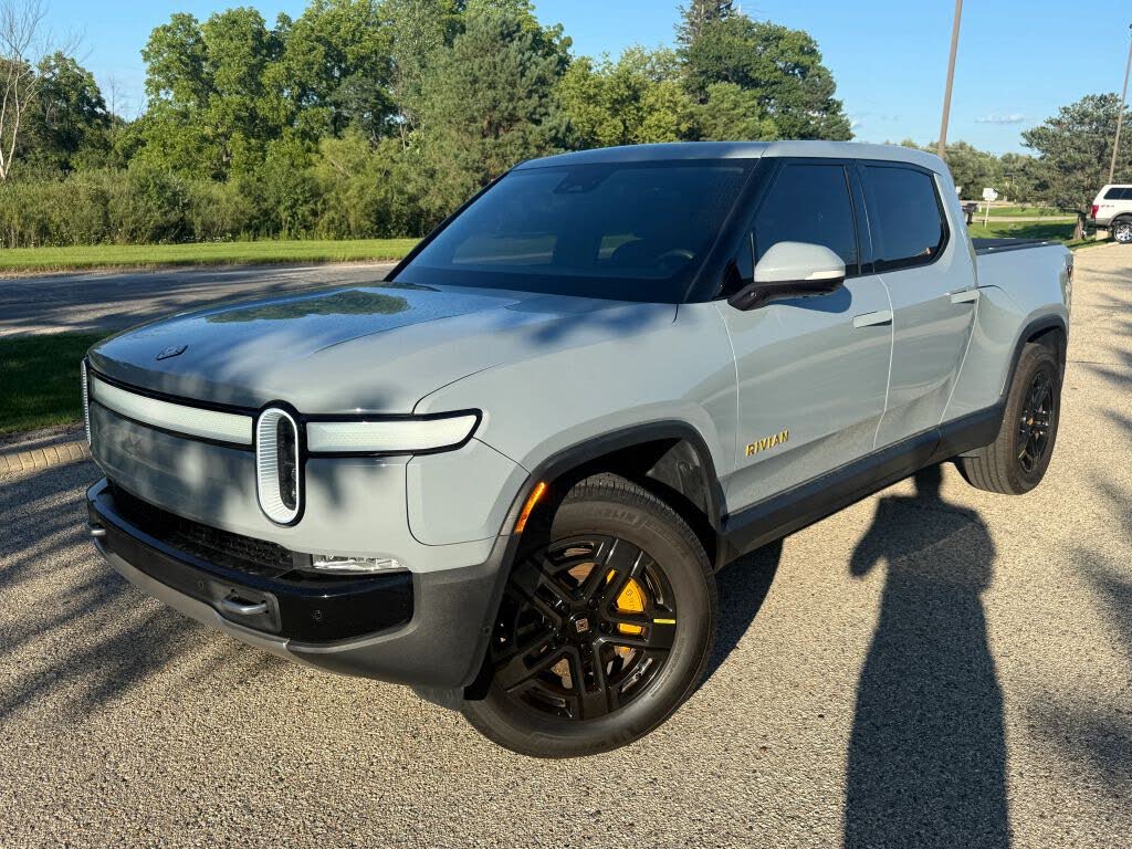 2023 Rivian R1T Adventure