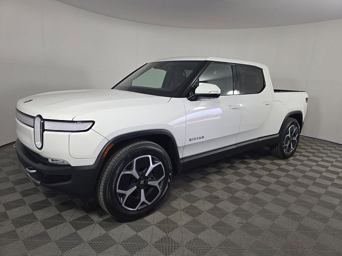 2024 Rivian R1T Adventure