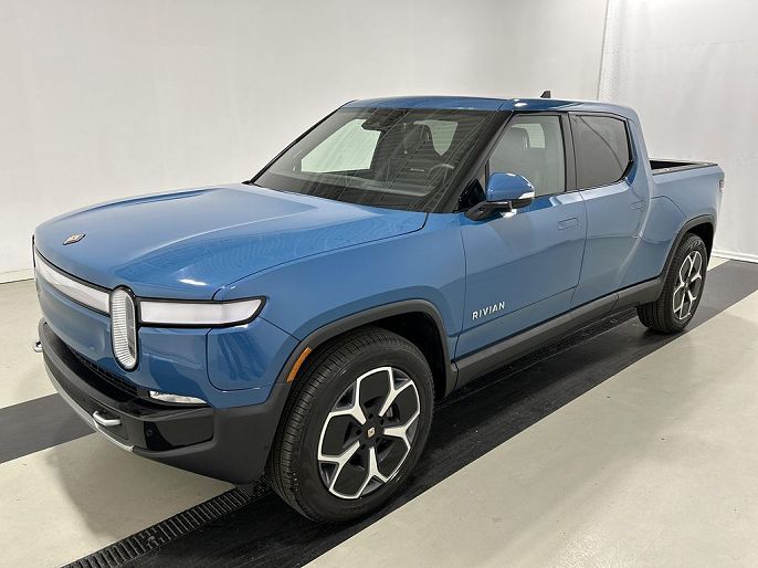 2024 Rivian R1T Adventure