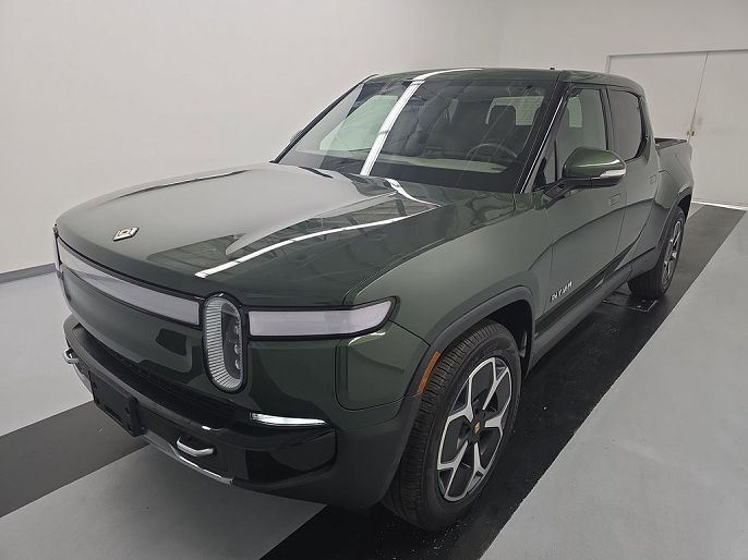 2024 Rivian R1T Adventure
