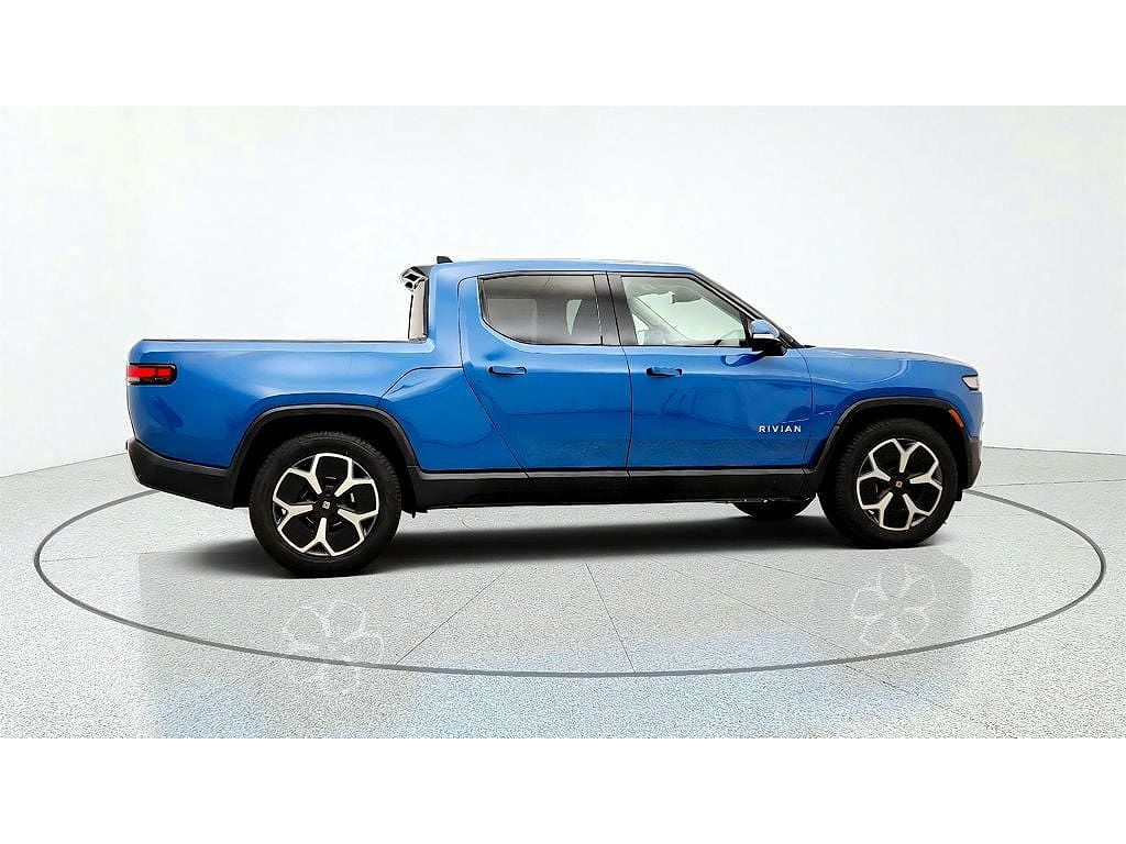 2024 Rivian R1T Adventure