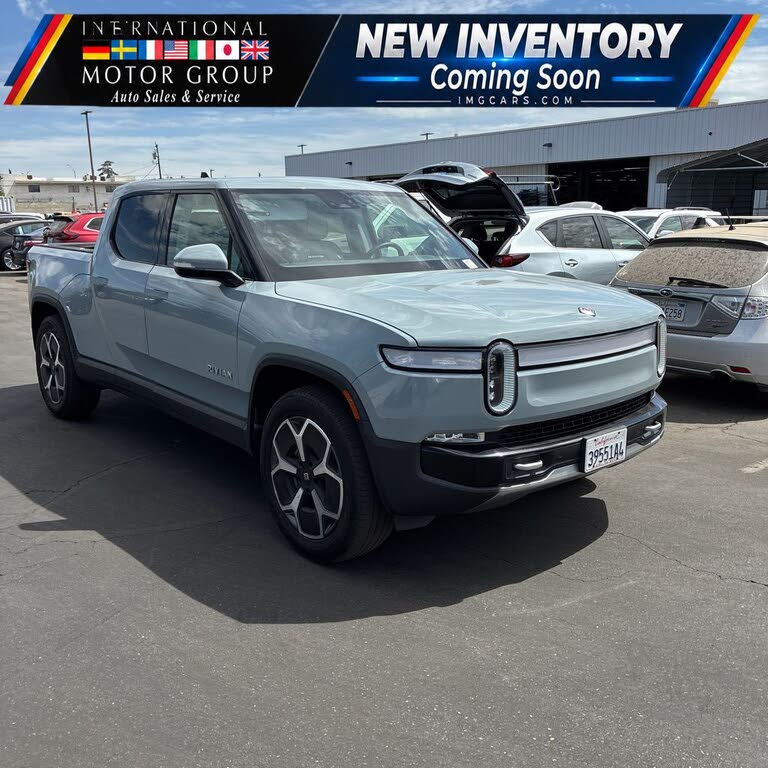 2024 Rivian R1T Adventure