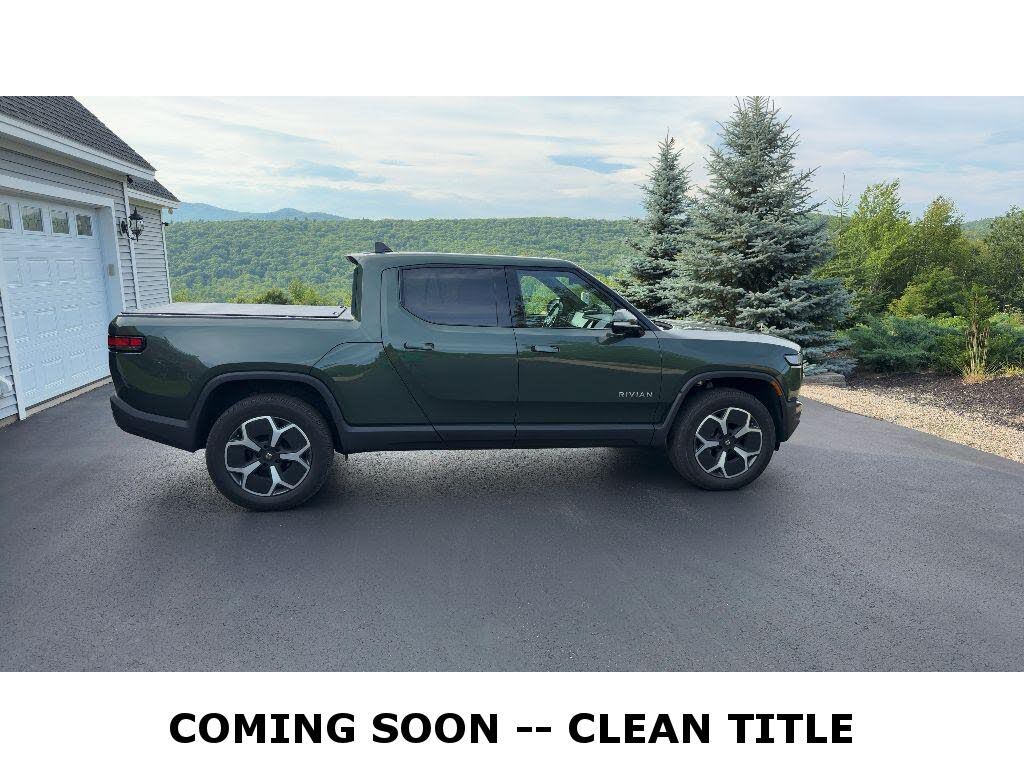2024 Rivian R1T Adventure