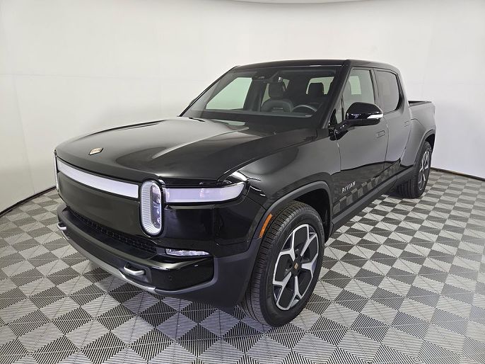 2024 Rivian R1T Adventure