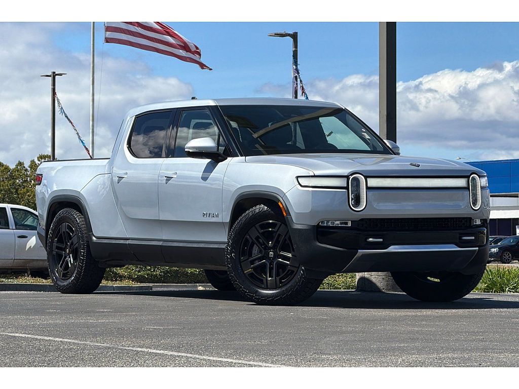 2023 Rivian R1T photo 1