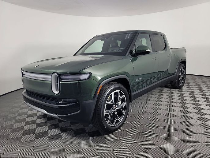2025 Rivian R1T Dual Standard