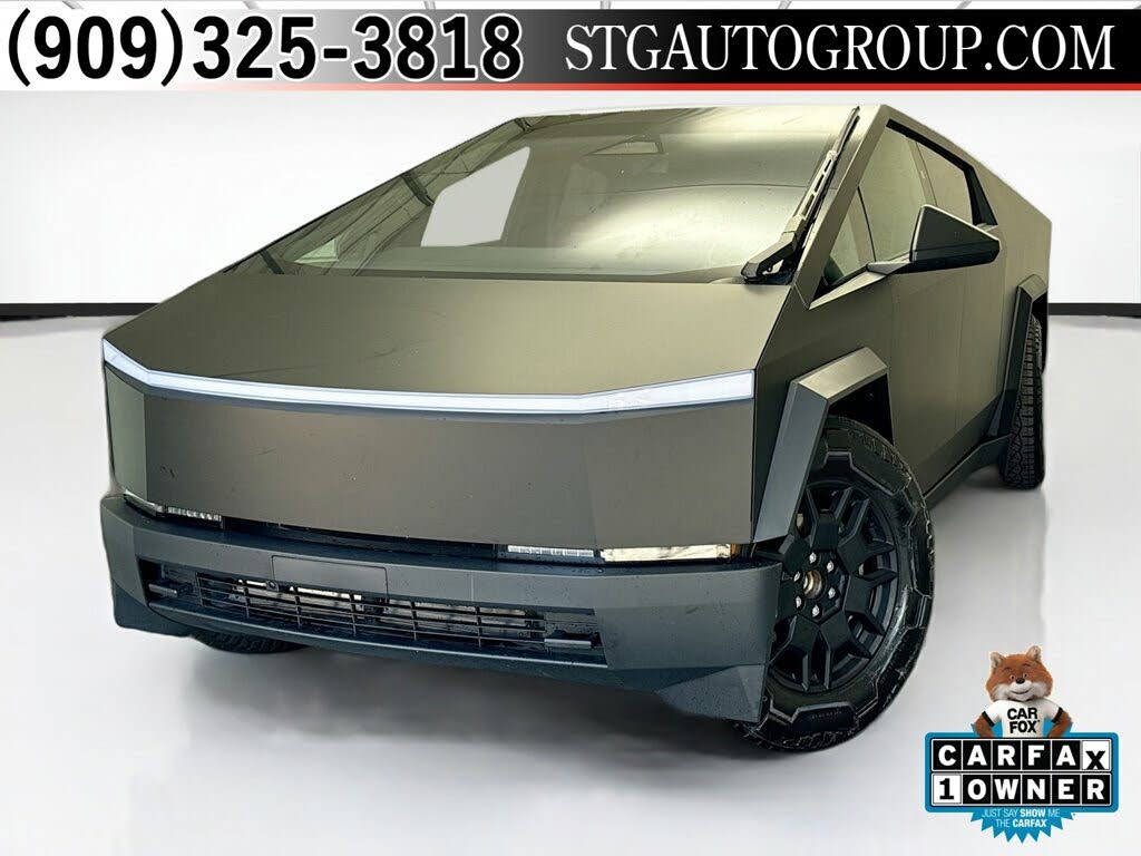 2024 Tesla Cybertruck photo 1