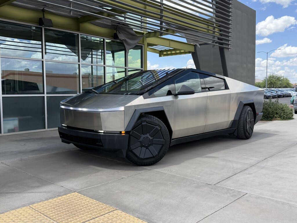 2024 Tesla Cybertruck