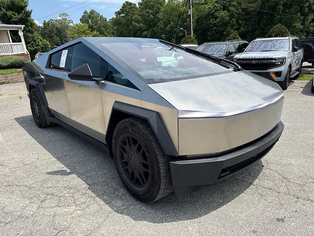 2024 Tesla Cybertruck