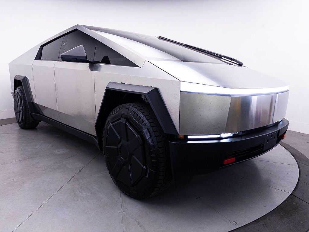 2024 Tesla Cybertruck